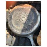 Griswold cast iron pan 