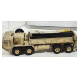 Oshkosh Kemtt Diecast Cargo Truck,