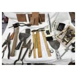 Hand tools & hardware