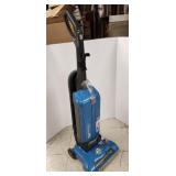 Hoover Windtunnel Vacuum, working