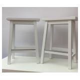 2 Counter Height Bar Stools