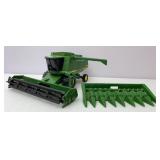Vintage John Deere 9600 Combine 1/28