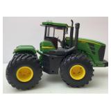 Ertl John Deere Plastic Tractor