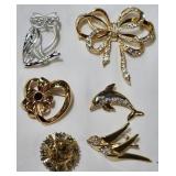 Brooches, some Avon
