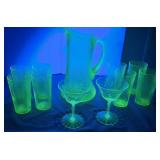Pitcher and 8 Tumblers + 2 Cocktail Glasses