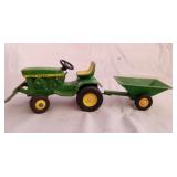 John Deere 140 toy lawn tractor