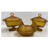Amber Glass Hen on Nest & Pedestal Candies
