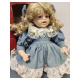 Doll Dynast y Doll Collection