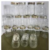 Canning Jars, quarts (19)