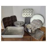 Baking pans, Wilton cake pan
