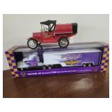 Ertl 1918 Ford Tanker Bank, Kenworth Truck