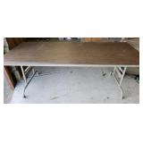 Folding table, adjustable heights