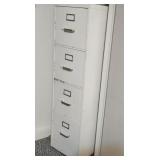 Metal 4 drawer file cabinet