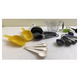 Measuring Spoons & Cups