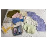 Place Mats, Napkins & Table Cloths