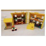 Fisher-Price Play Family House