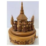Original Erzgebirge Wooden Caroler Music Box