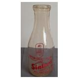 Sinton Dairy Farm Holland Dairy Glass Milk Bottle