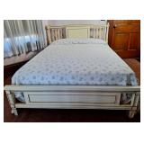 Transitional Full Size Bed