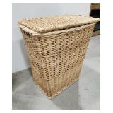 Wicker Lidded Laundry Basket