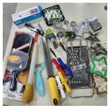 Kitchen hand utensils, measuring spoons