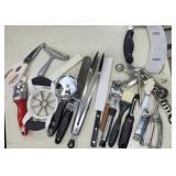 Kitchen hand utensils, tongs, scoop
