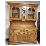 China Step Back Cabinet