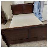 Sleigh Bed, queen size,