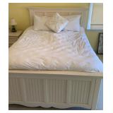 Bassett Queen Size Bed