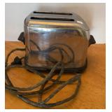VTG Toaster with Original Cord