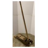 Floor Jack (seal needs replaced)