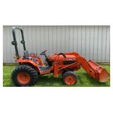 Kubota B7800 Tractor with LA402 Loader