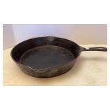 Antique Wapak No. 10 Cast Iron Skillet