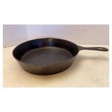Antique Wapak No. 8 Cast Iron Skillet