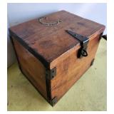 Wood Box with latch, hinges loose