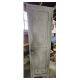 Wood single door cabinet