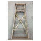 Wooden Step Ladder