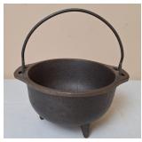 Cast Iron 1/2 Quart Cauldron/Kettle