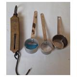 B & W Co. Spring Balance Hanging Hook Scale,