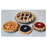 Rowe Pottery Miniature Pie, Boyd