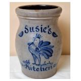 Rowe Pottery Works "Susie