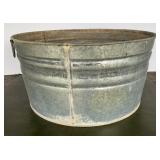 No. 2 Galvanized Tub (22in dia)