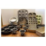 Wilton Cake Forms, Mirror & Ekko Metal Bakeware
