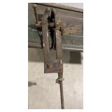 4.5in Jaws Post Vise