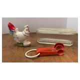 Covered Refrigerator Dish & Rooster Measuring