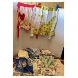 Vtg Aprons