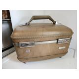American Tourister Cosmetic Case