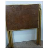 4 Tray Tables