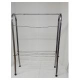 28" x 20" metal towel? rack