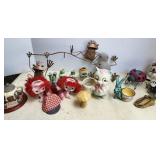 Figurines, Mini vases, frogs, pig, bugs